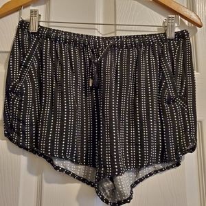 Black and white cotton shorts- Fits like a med